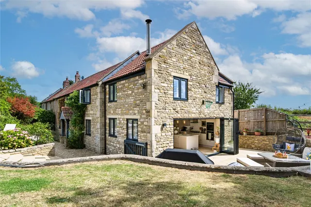 Broughton Gifford, Melksham, photo 1