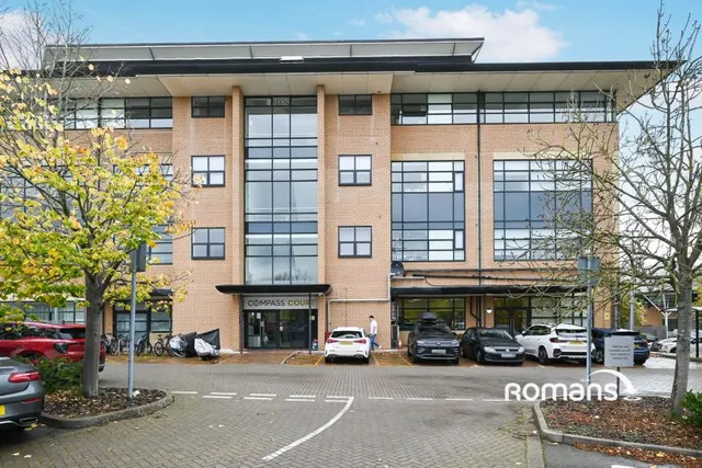 The Boulevard, Bracknell, RG12, photo 1