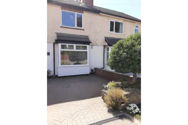 Photo 2 — Bardon Road, Coalville