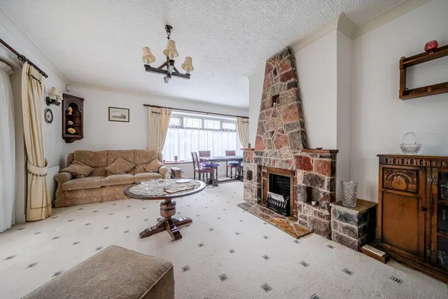 Barrows Park, Cheddar, BS27, photo 3
