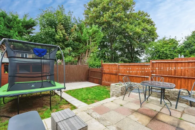 Carroll Close, Poole, BH12, photo 2
