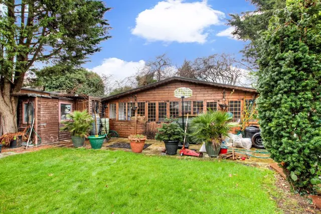 Photo 3 — Mawney Road, Romford RM7 8DL