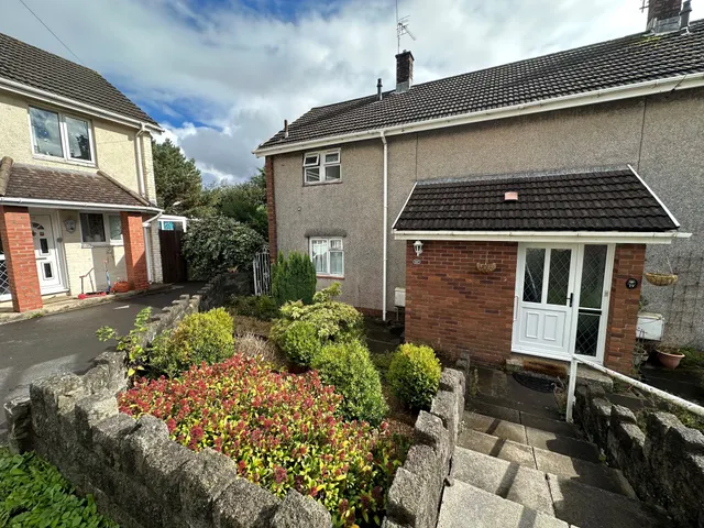 Mayflower Close, Sketty, SA2, photo 1