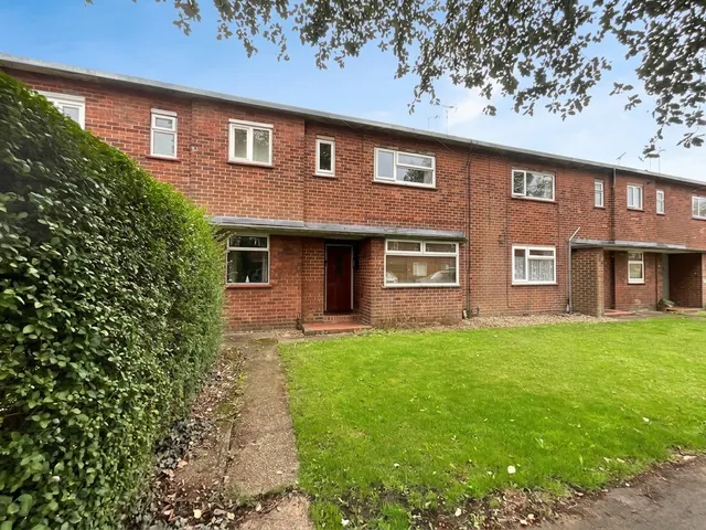 Churchill Road, Stone, ST15, photo 1