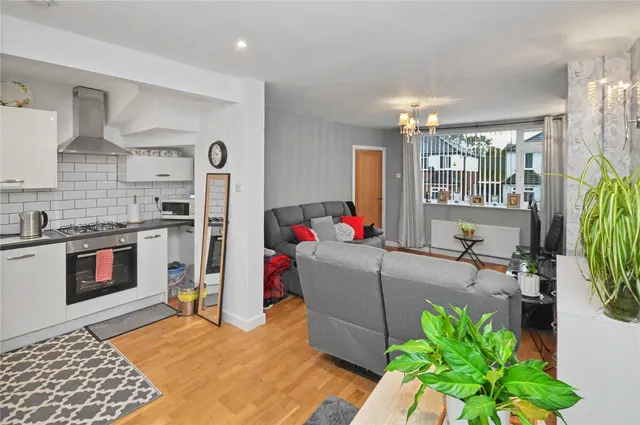 Blakeney Grove, Leeds, LS10, photo 3