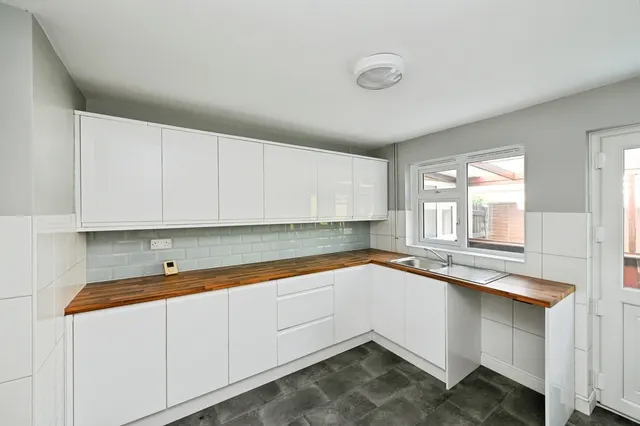 Photo 2 — High Road, Newton-in-the-Isle, Cambridgeshire, PE13