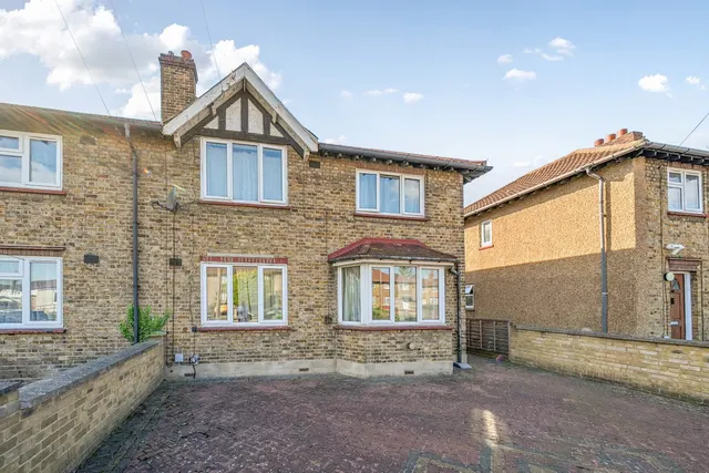 Eltham Green Road, SE9, photo 1