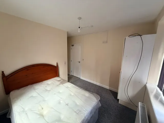 Kelvin Grove, Wombwell, photo 2