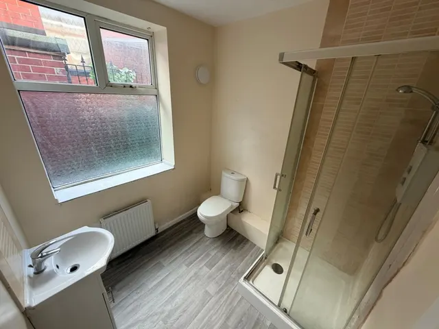 Kelvin Grove, Wombwell, photo 3