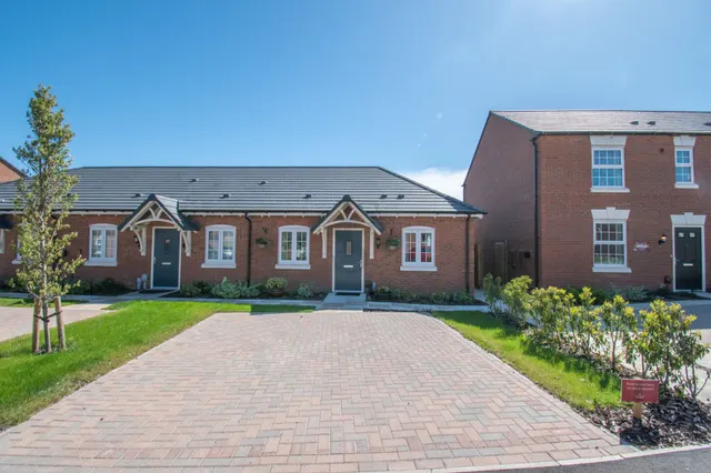 Inver Road, New Lubbesthorpe, LE19, photo 1