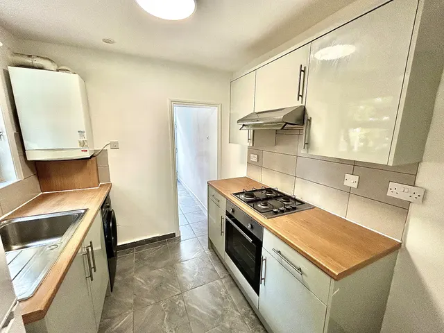 Lancaster Road, Walthamstow, E17, photo 2