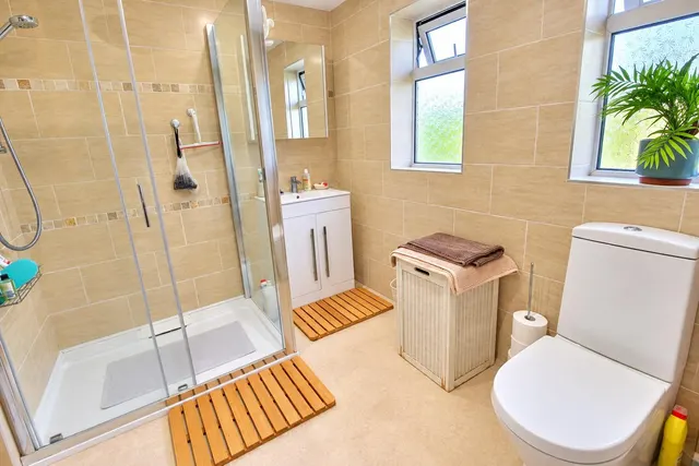 Ellesmere Road, Leicester, LE3, photo 3