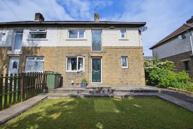 Dalmeny Avenue, Huddersfield, HD4, photo 1