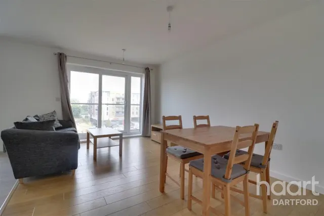 Little Brights Road, Belvedere, DA17, photo 2
