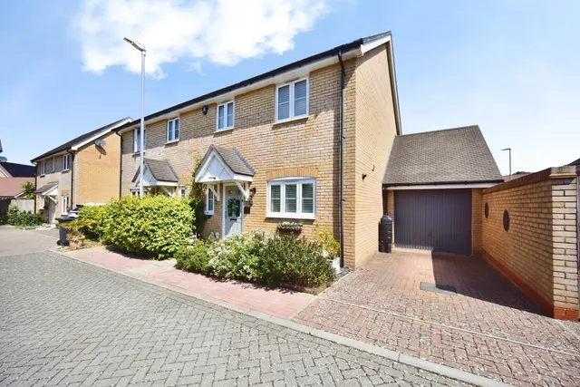 Colyn Drive, Maidstone, Kent, ME15, photo 1