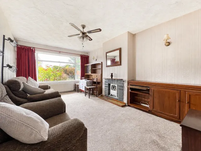 The Ridings, Desborough, NN14, photo 3
