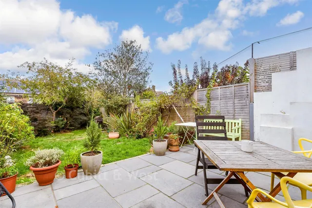 Hangleton Road, Hove, BN3, photo 2