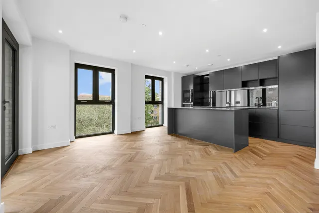 Thonrey Close, Colindale, NW9, photo 3