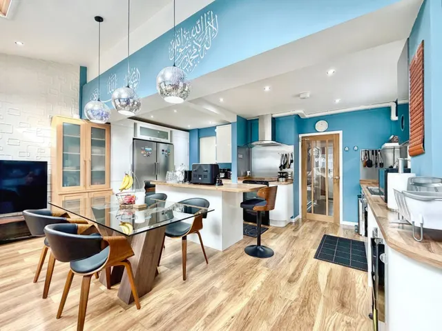 Ford Crescent, Shiremoor, NE27, photo 3