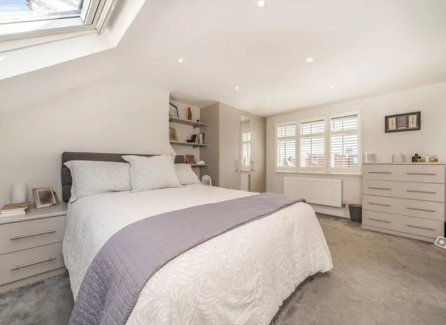 Photo 3 — Heathfield North, Twickenham, TW2