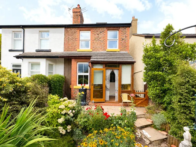 Hillside Road, Heswall, CH60, photo 1