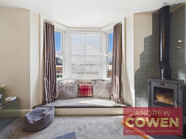 Trafalgar Street West, Scarborough, YO12, photo 3