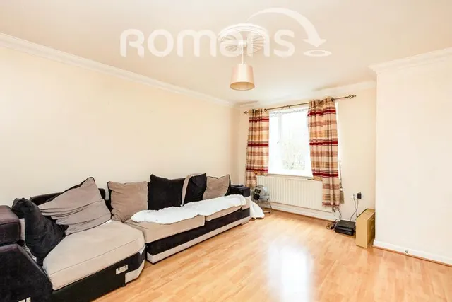Wood End, Chineham, RG24, photo 2