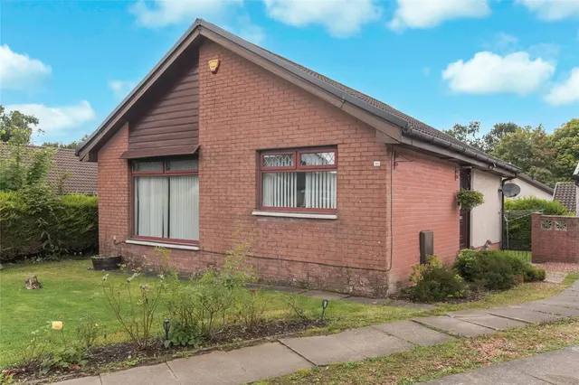 Craigburn Avenue, Houston, PA6, photo 1