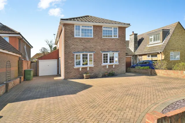 St. Nicholas Road, Littlestone, New Romney, Kent, TN28, photo 1