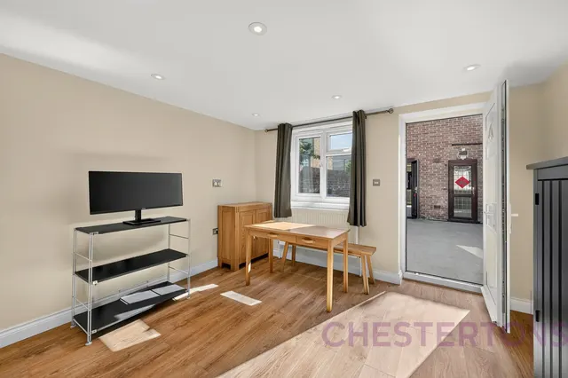 Hickin Street, London, E14, photo 1