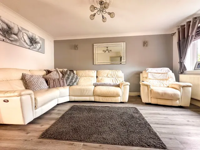 St. Ives Close, Nailsea, BS48, photo 3