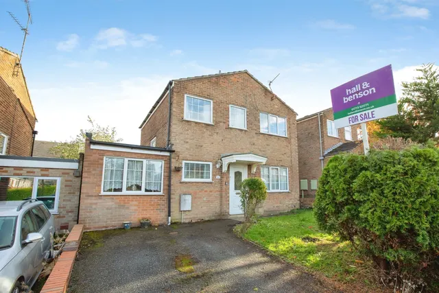 Normanton Avenue, Alfreton, DE55, photo 1