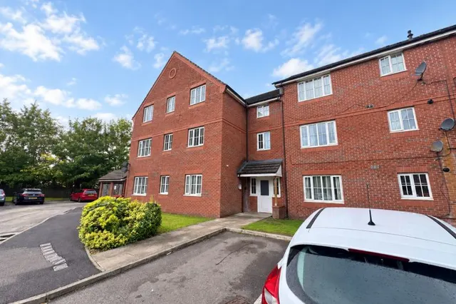 Lloyd Road, Levenshulme, M19, photo 1