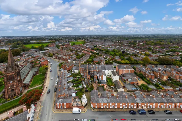 Photo 3 — Pyecroft Street, Chester, CH4 7HP