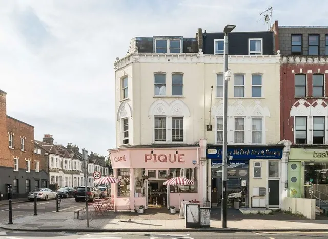 Lavender Hill, Battersea, SW11, photo 1