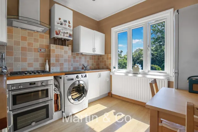 Blenheim Park Road, South Croydon, CR2, photo 2
