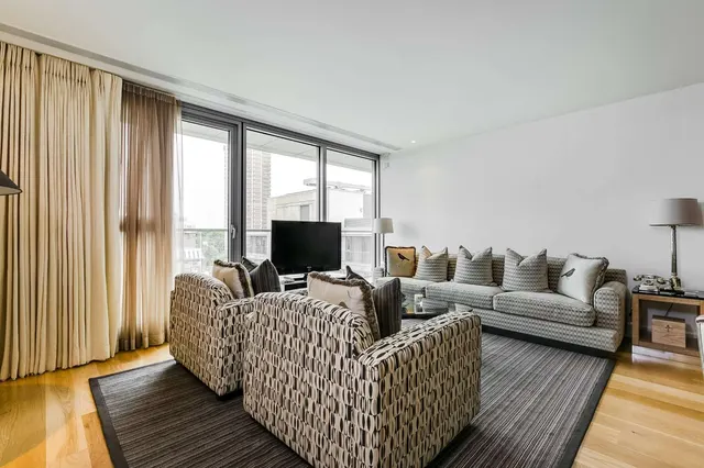 Knightsbridge, London, SW7 1RH, photo 1