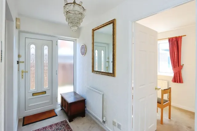 Elgin Close, Chesterfield, S40, photo 3