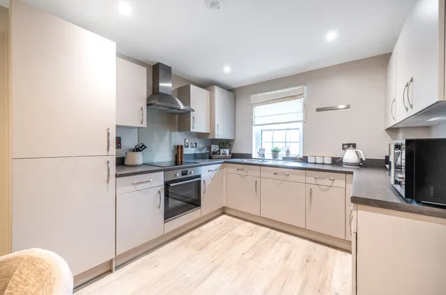 Photo 2 — Yeoman Road, Towcester, Northamptonshire, NN12 6UZ