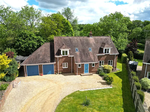 Photo 2 — Quavey Road, Redlynch, Salisbury, Wiltshire, SP5 2HL