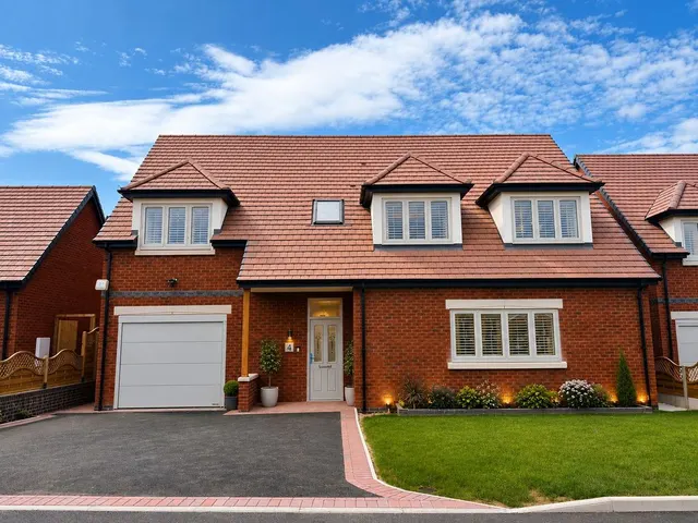 Turnbull Road, Fradley, WS13, photo 1