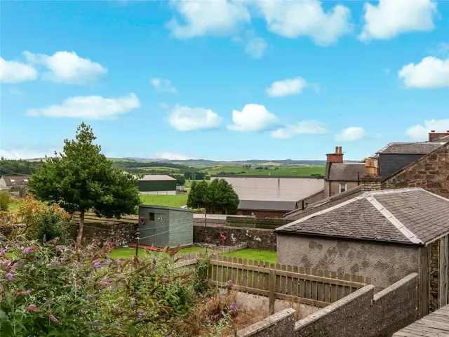 Photo 2 — Park Terrace, Maybole, South Ayrshire, KA19