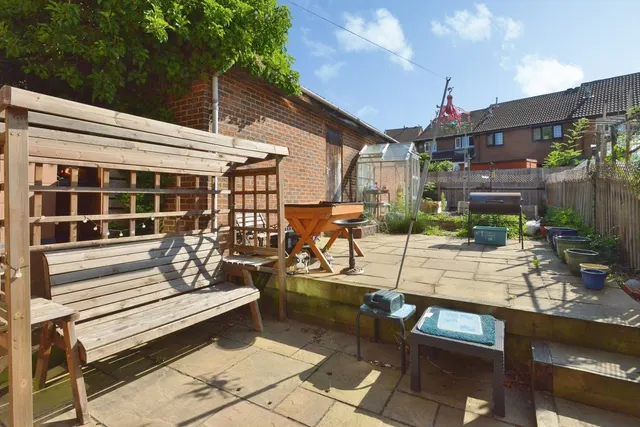Photo 3 — Lothersdale, Heelands, Milton Keynes, Buckinghamshire, MK13