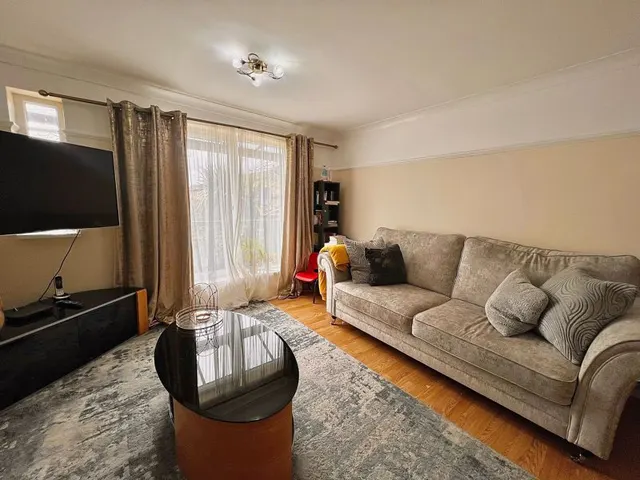 Photo 3 — Mullion Place Fishermead, Milton Keynes MK6 2DX