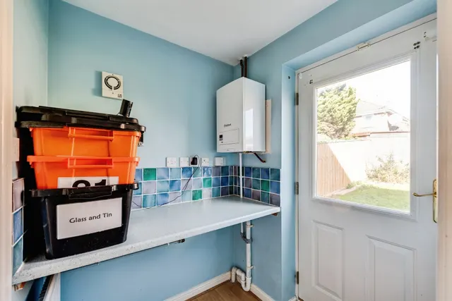 Yeats Close, Swindon, SN25, photo 3