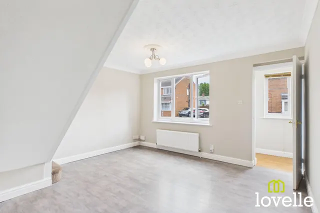 Cawthorne Drive, Hull, HU4, photo 2