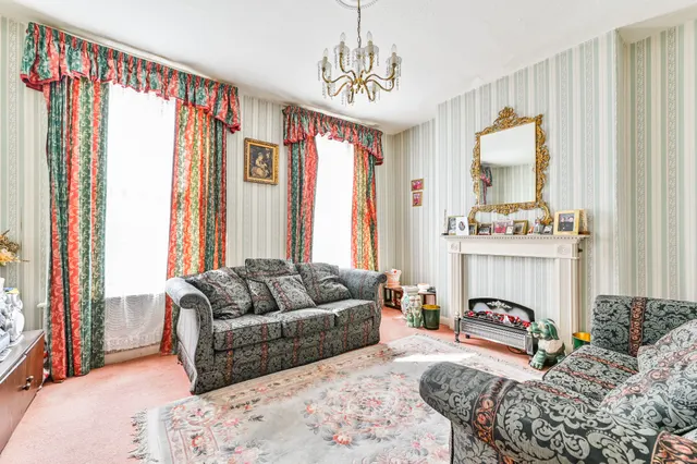 Photo 2 — 60 Castle Road, London