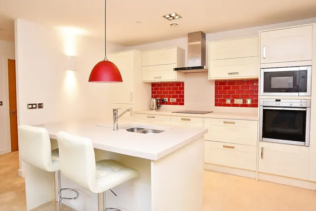Swan Road, Harrogate, HG1, photo 2