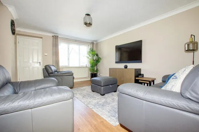 Photo 2 — Rothschild Close, Southampton, SO19 9TE