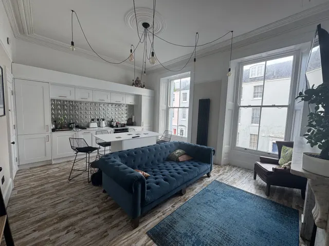 Durnford Street, PL1, photo 2